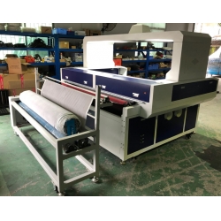 自動送料全景CCD切割機(jī)